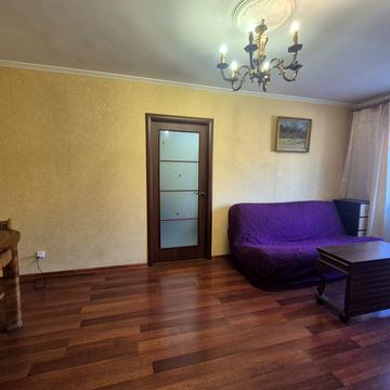 Ніжинська вул., 73