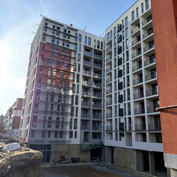 Карпатської України вул. (Юрія Гагаріна), (Будинок 1)