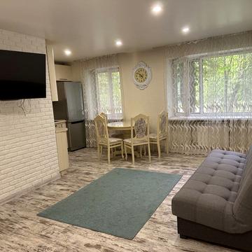 Академіка Шалімова вул. (Героїв Севастополя), 44/10