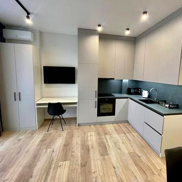 Центральна вул., 21-Б