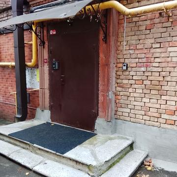 Софіївська вул., 16/16