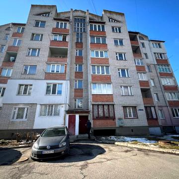 Незалежності пров., (Будинок 4)