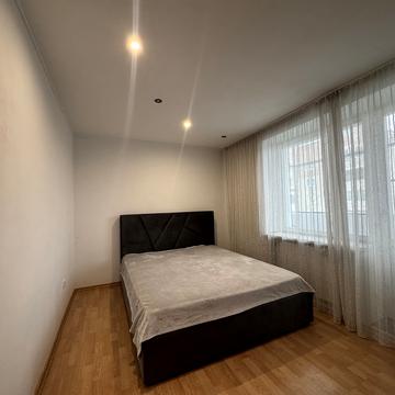 Юліана Целевича вул., 1а