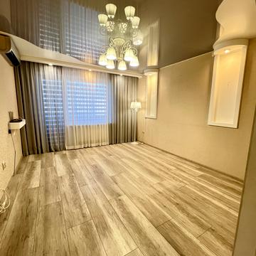 Преображенська вул., 12