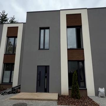 Подільська вул.