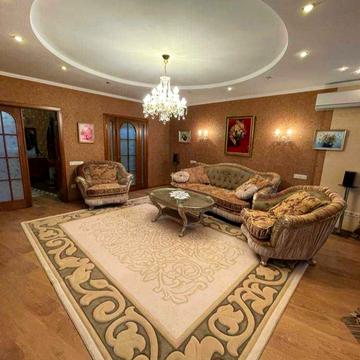 Пилипа Орлика вул. (Паризької Комуни), 26