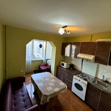 Сонячна Набережна вул. (Маршала Малиновського), 6