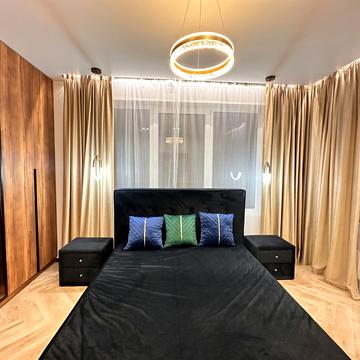 Леоніда Перфецького вул., (Будинок 1)