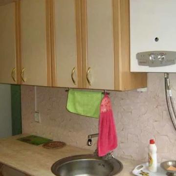 Новопольова вул., 73