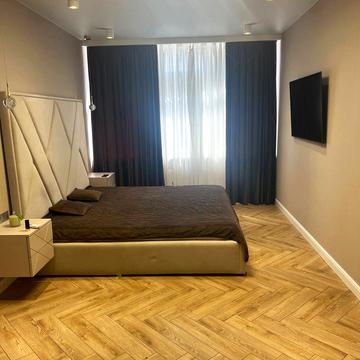 Перлинна вул., 9