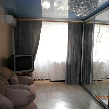 Івана та Юрія Лип вул. (Гайдара), 1