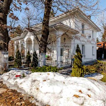 Обухівський