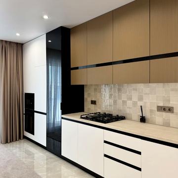 Угорська вул., 12-А