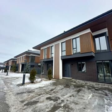 Полтавська вул., 19