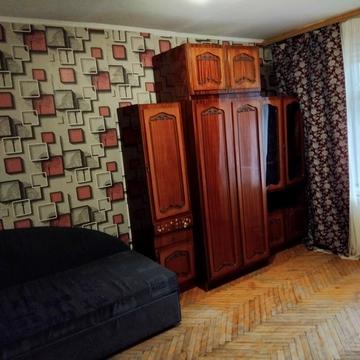 Червоної Калини просп. (Володимира Маяковського), 12-В