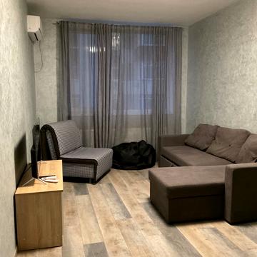 Європейського Союзу просп. (Правди), 41-Д