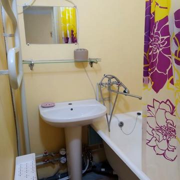 Романа Шухевича просп. (Генерала Ватутіна), 30-А