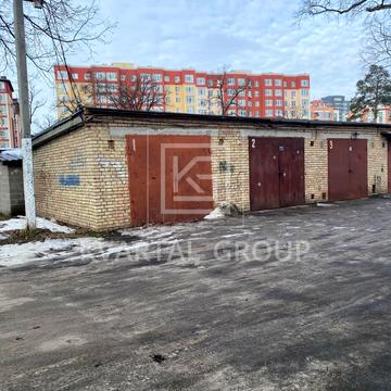 Садова вул., 90