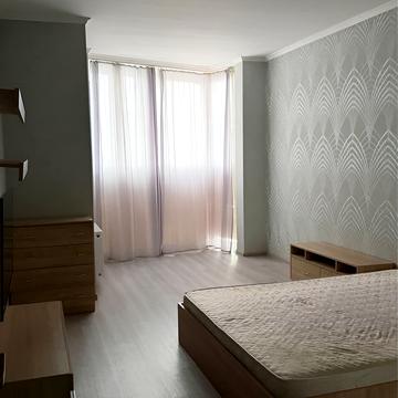 Драгоманова вул., 2-Б