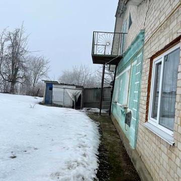 Центральна вул., 1