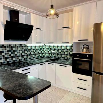 Саперно-Слобідська вул., 22