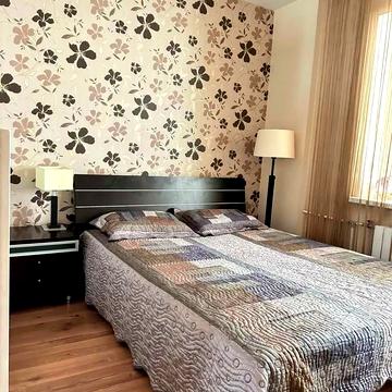 Володимира Івасюка просп. (Героїв Сталінграду), 41