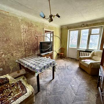 Ольжича вул., 7