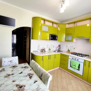 Володимира Коваленка вул., 140