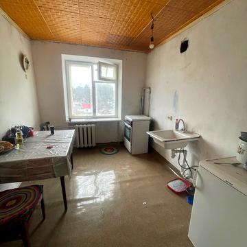 Поліська вул., 1