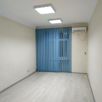 Велика Васильківська вул. (Червоноармійська), 58