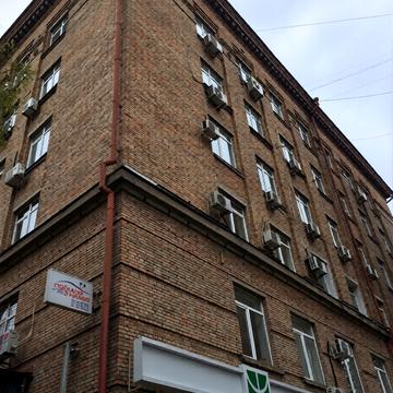 Євгена Коновальця вул. (Щорса), 31