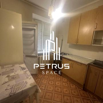 Новодарницька вул., 23/7