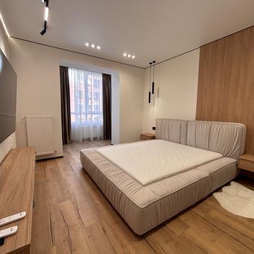 Приозерна вул., 42