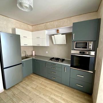 Панаса Мирного вул., 1