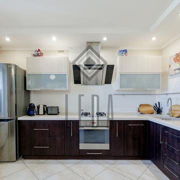 Балукова вул., 2-Б