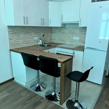 Петра Калнишевського вул. (Михайла Майорова), 6