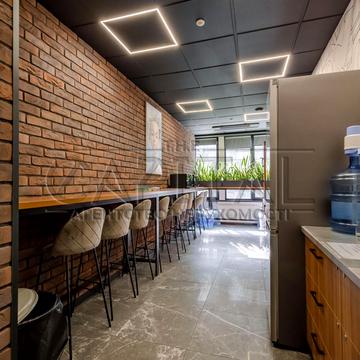 Митрополита Василя Липківського вул. (Урицького), 45