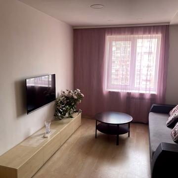 Олександра Поля просп. (Кірова), 44