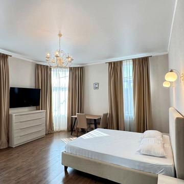 Івана Маргітича вул., 19