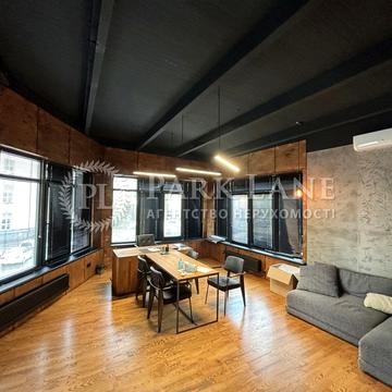 Василя Тютюнника вул. (Анрі Барбюса), 38