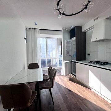 Княгинин вул., (Будинок 36)