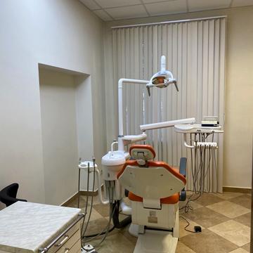 Нагірна вул., 6/31