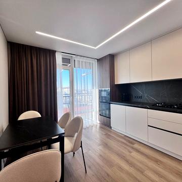 Юліана Пелеша вул., 3