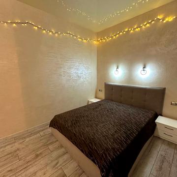 Набережна Перемоги вул., 68-А