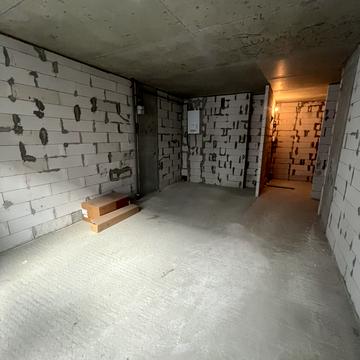 Героїв Майдану вул., 15