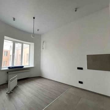 Хантадзе вул., 6