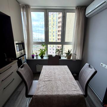 Краківська вул., 27