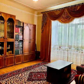 Городоцька вул., 5