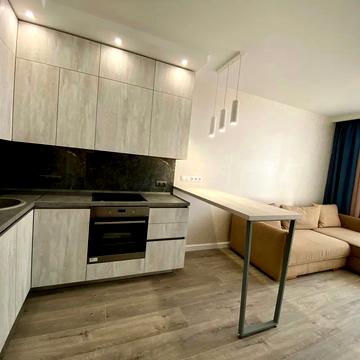 Дніпровська набережна вул., 20-Б