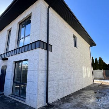 Зоряна вул.